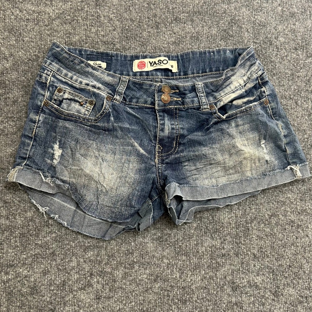 Yaso Denim Shorts Womens Size 5/6 Blue Distressed Low Rise Cuffed Casual Summer